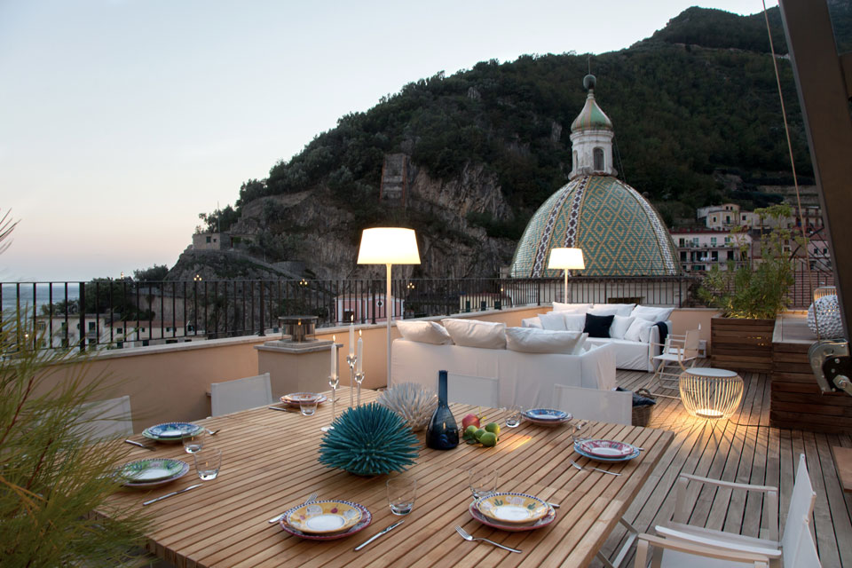 Vibia - Stories - Alfresco In Amalfi - Plis - Meridiano