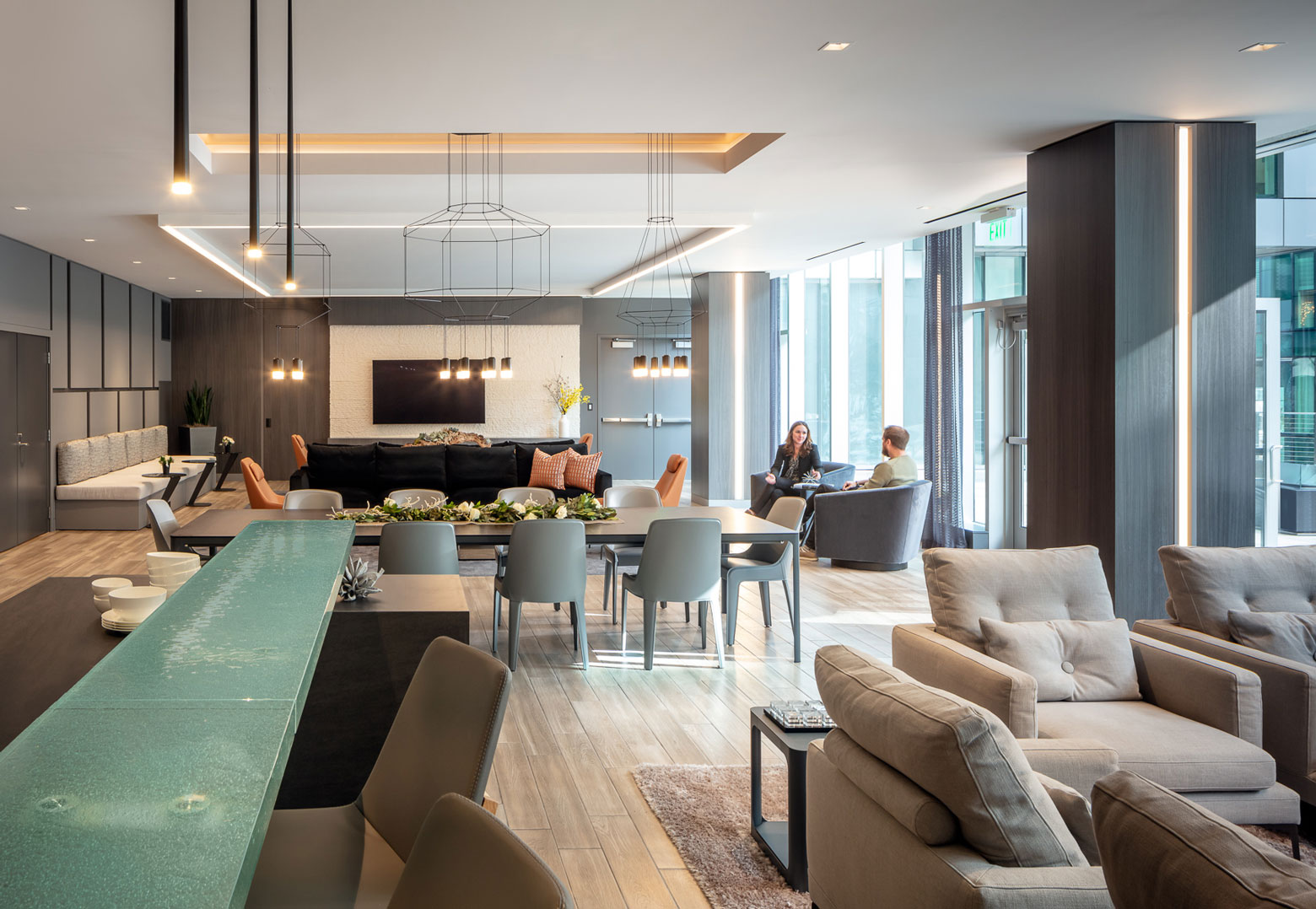 Vibia The Edit - San Francisco Condominium Lounge - Wireflow & Slim