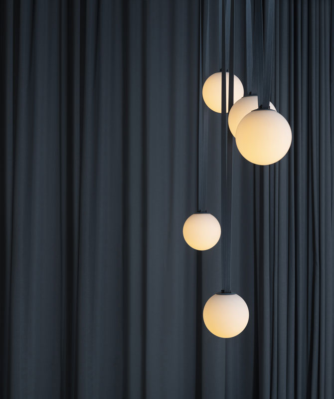 Vibia The Edit - Raining light with Plusminus