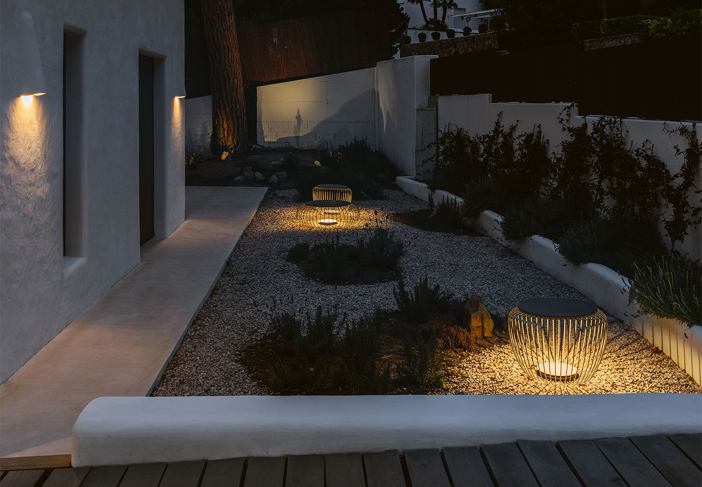 Vibia The Edit - Iconic Outdoor Lighting