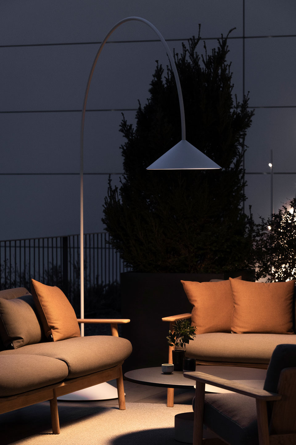 Vibia The Edit - New outdoor showroom